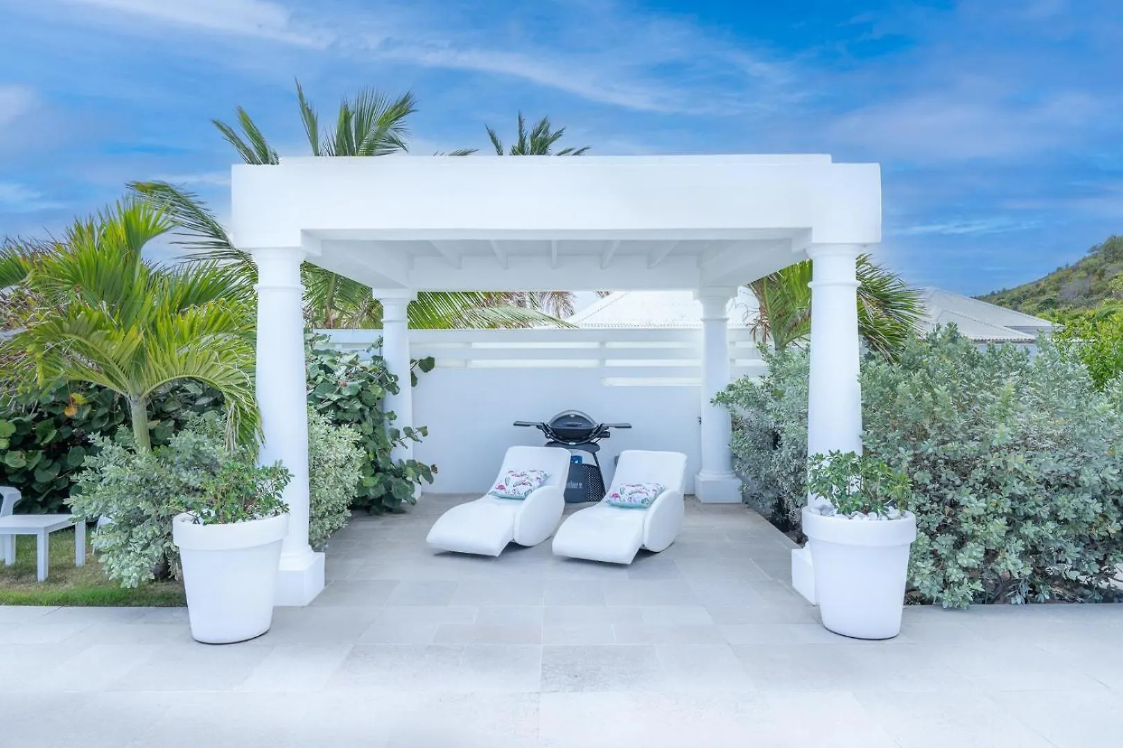 La Perla Bianca - 1 Bedroom Beachfront Luxury Villa Offering Utmost Privacy Les Terres Basses Svatý Martin